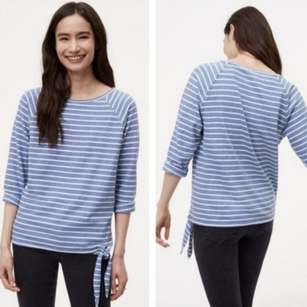 🍎3/$10 LOFT Blue and White striped top with side tie Large